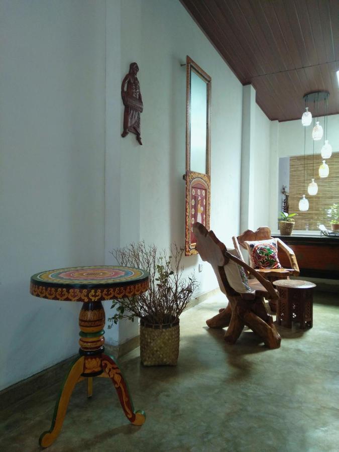 Barefoot Inn Kandy Eksteriør bilde