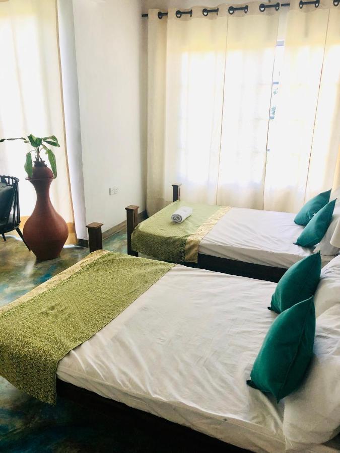 Barefoot Inn Kandy Eksteriør bilde