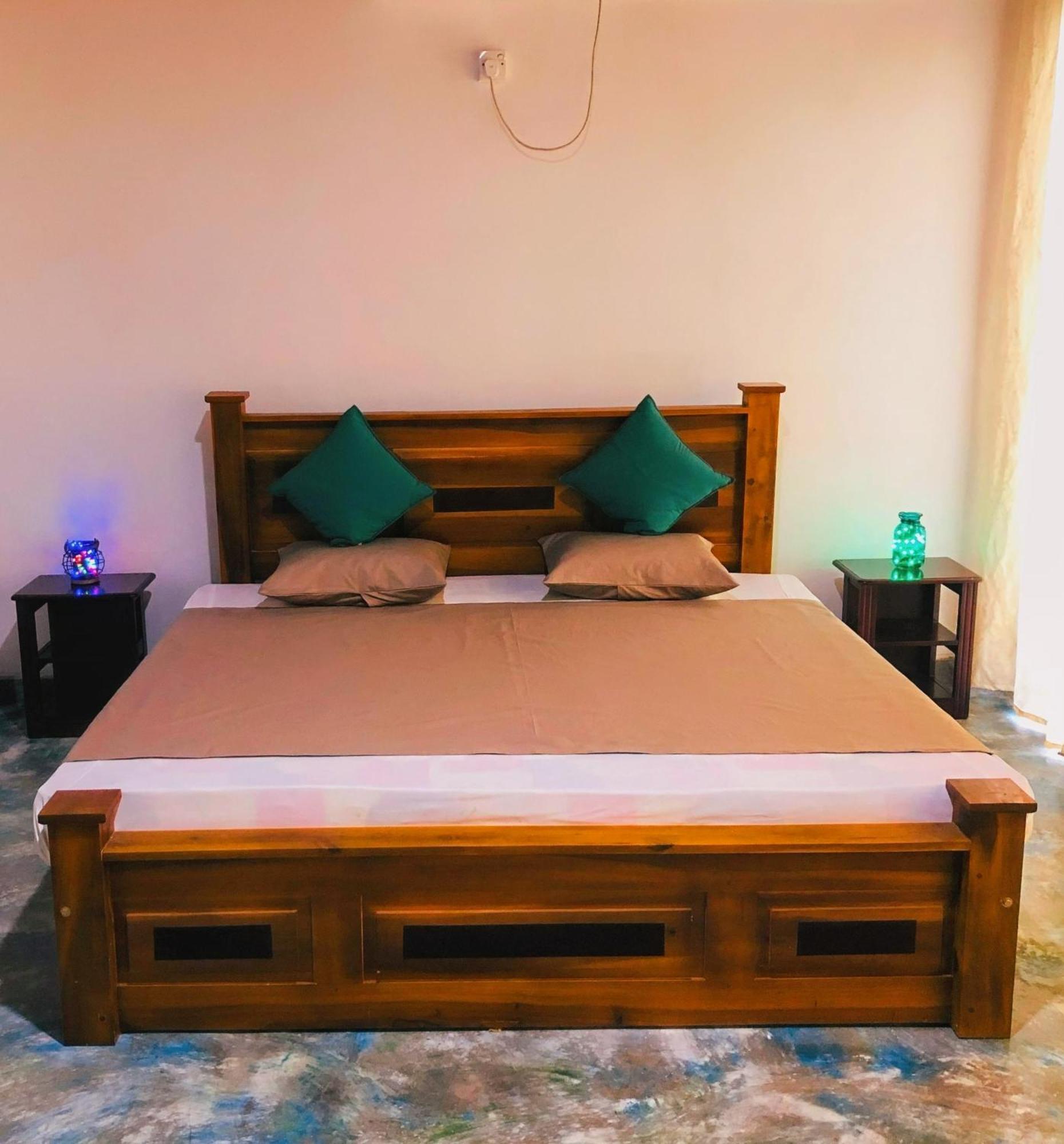 Barefoot Inn Kandy Eksteriør bilde