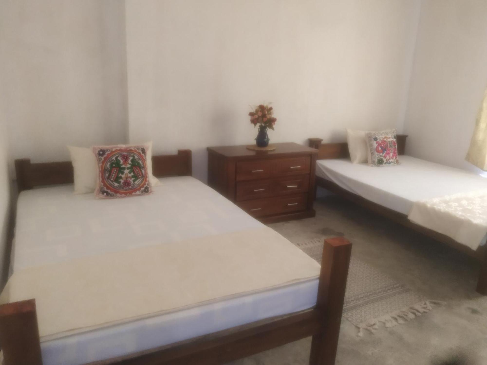 Barefoot Inn Kandy Eksteriør bilde
